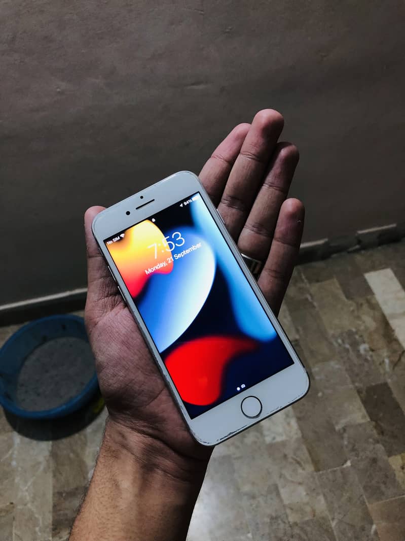 Apple iPhone 7 5
