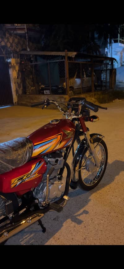 Honda 125 2026 model urgent sale call whatapp 03115784137