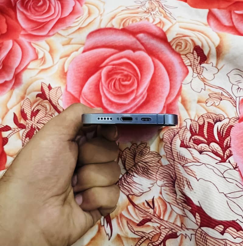 Apple iPhone 13 Pro 3