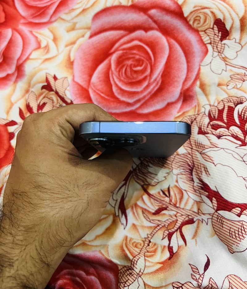 Apple iPhone 13 Pro 5