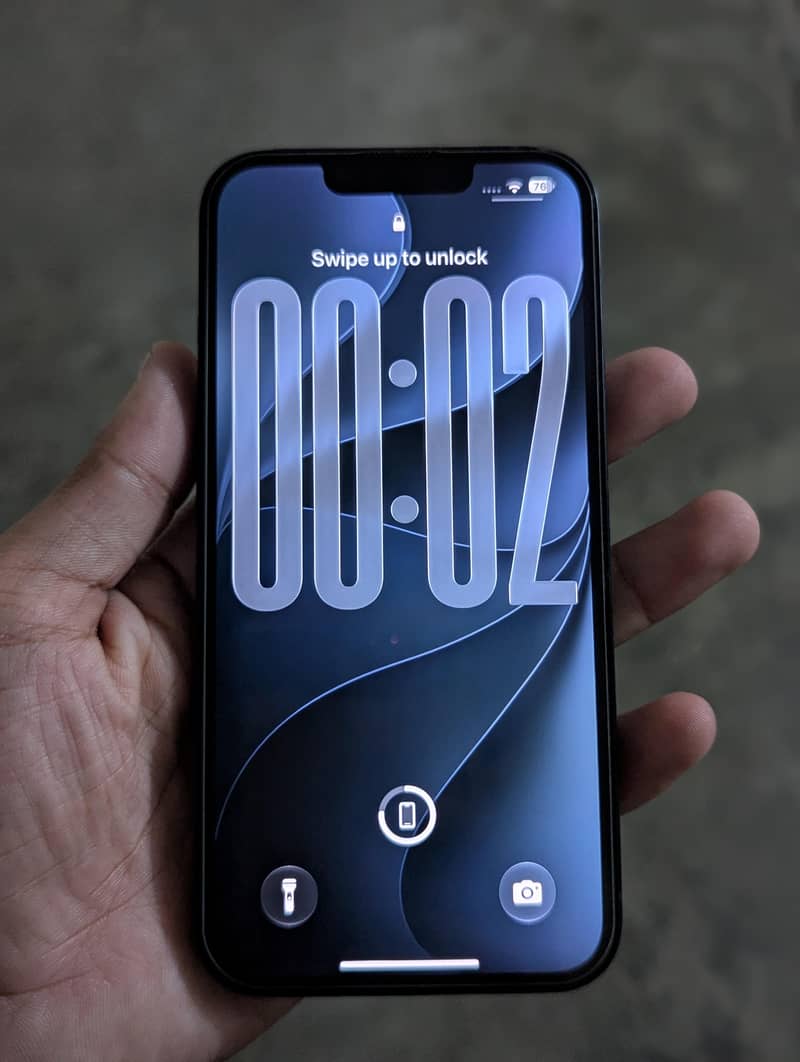 Apple iPhone 13 1