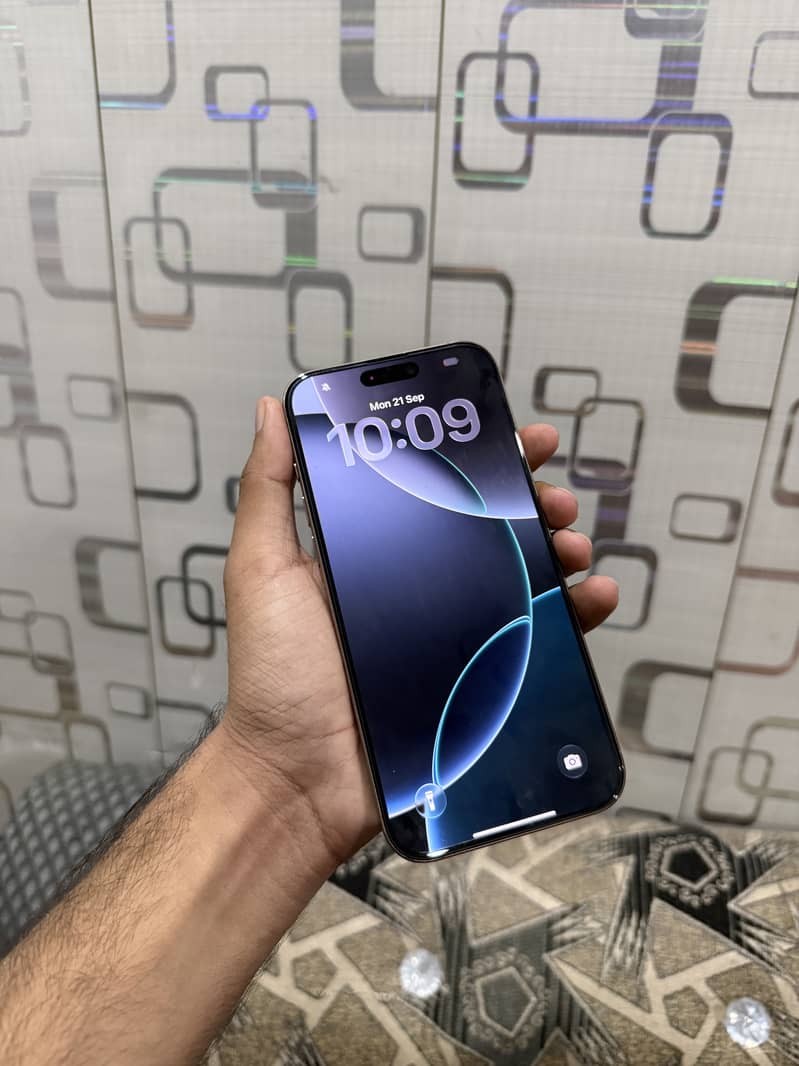 iPhone 16 Pro Max Jv 1