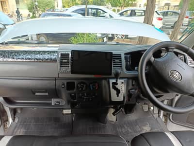 Toyota Hiace 2014