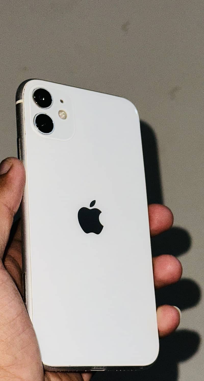 Apple iPhone 11 2