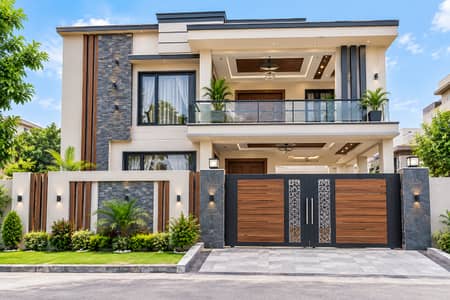 1Kanal barnad new house available for rent in dha phase 4