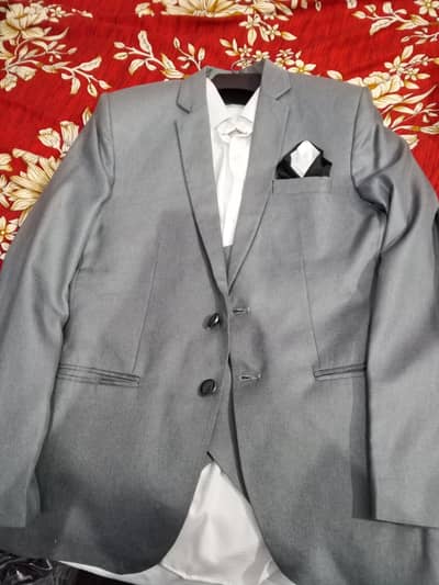 Grey 3 Piece Suit Size 36 – 1 Time Worn