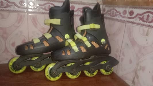 skating shoes used condition 10 by 9 all ok phone number 03221843508