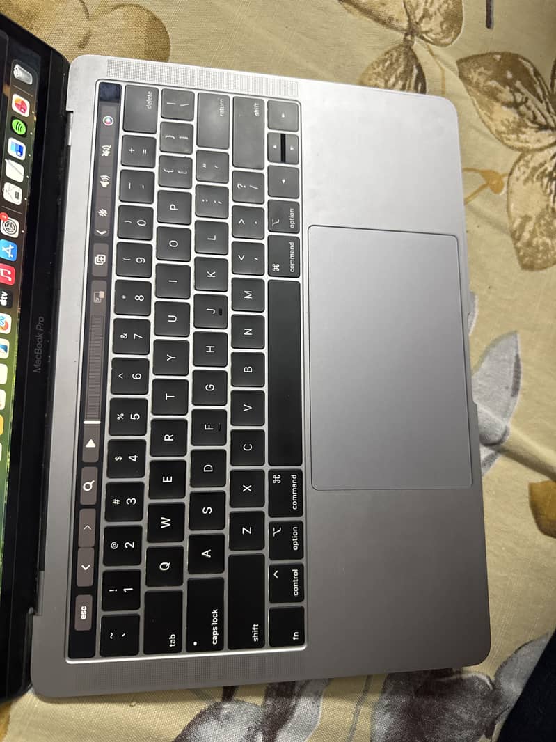 Macbook pro 2019 model 2
