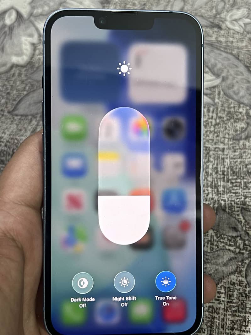 Apple iPhone 14 3