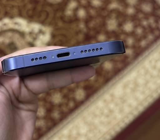 Apple iPhone 14 Pro Max 0