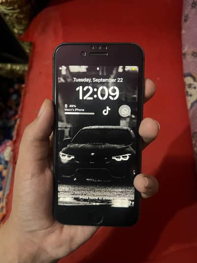 Apple iPhone 8
