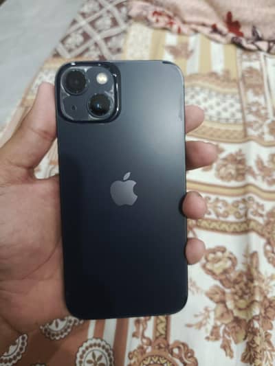 Apple iPhone 13