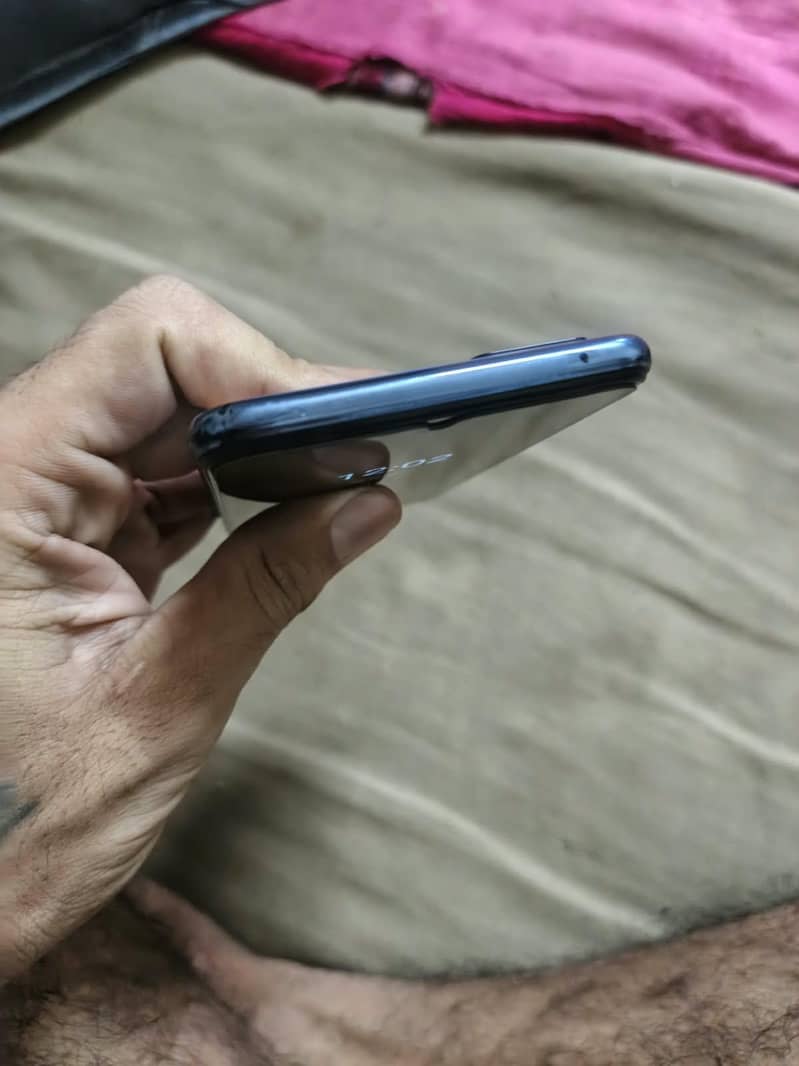 Vivo V21e 1