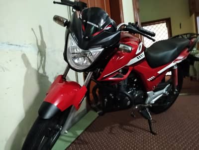 Honda CB 150F 2024