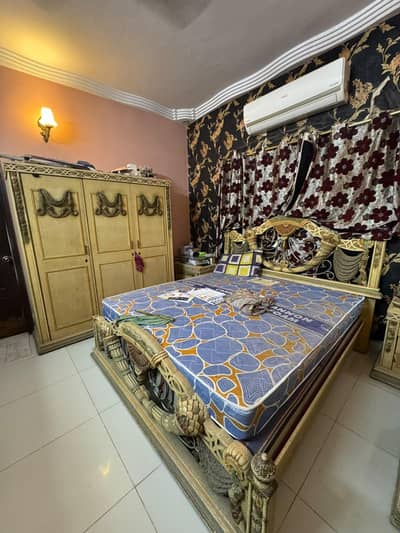 serious buyer contact me reasonable in price