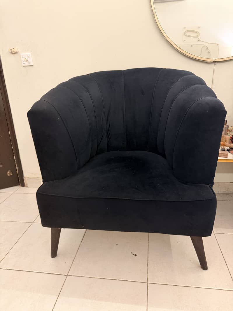 sofa set 2 chairs 0