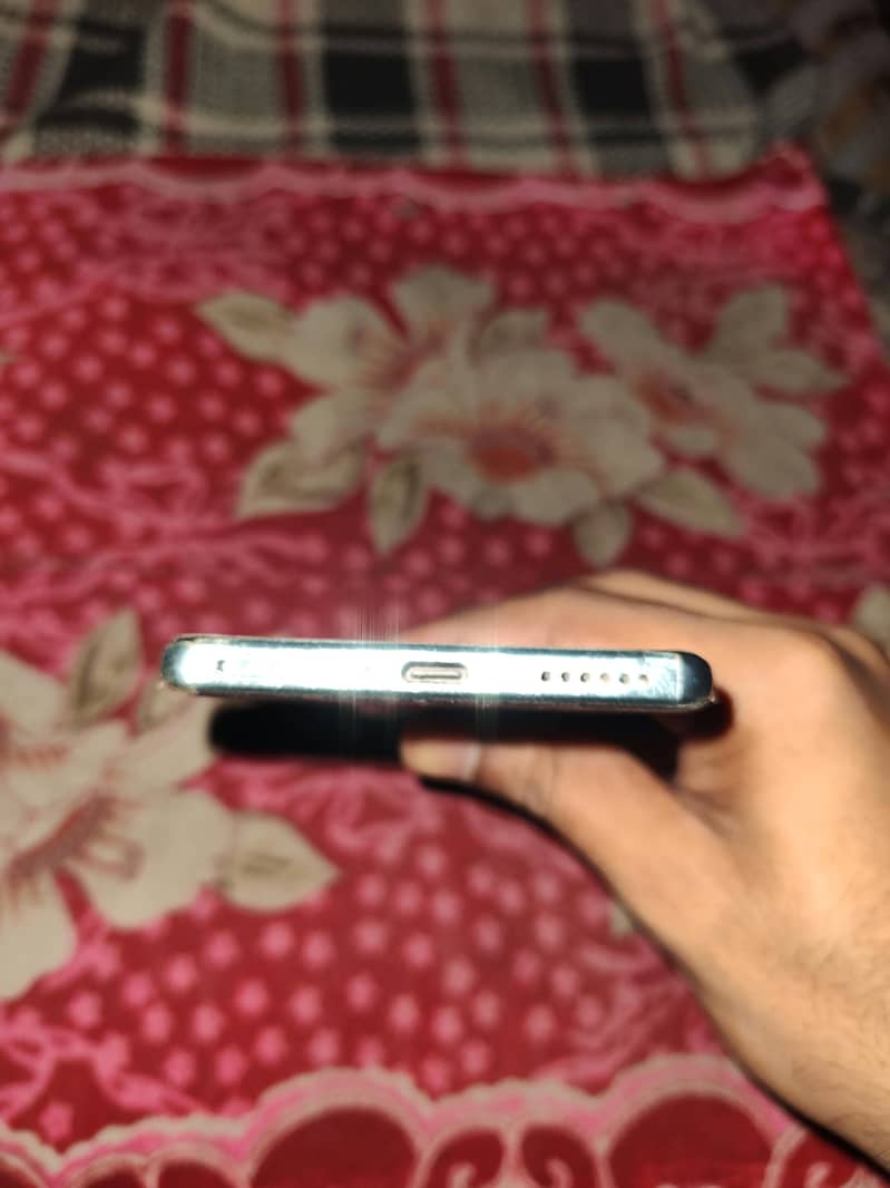Infinix Zero 40 5