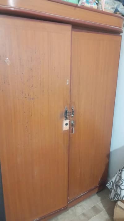 2 door Almari old he