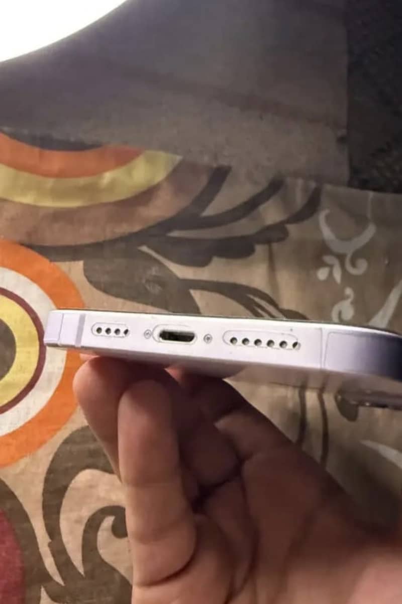 iPhone 14 plus 9