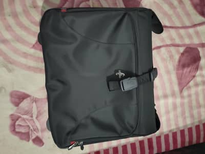 ATLANTIC Rolling BIG Luggage Garment Black Bag