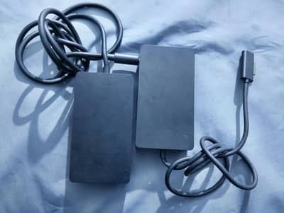 Microsoft Surface Dock 2