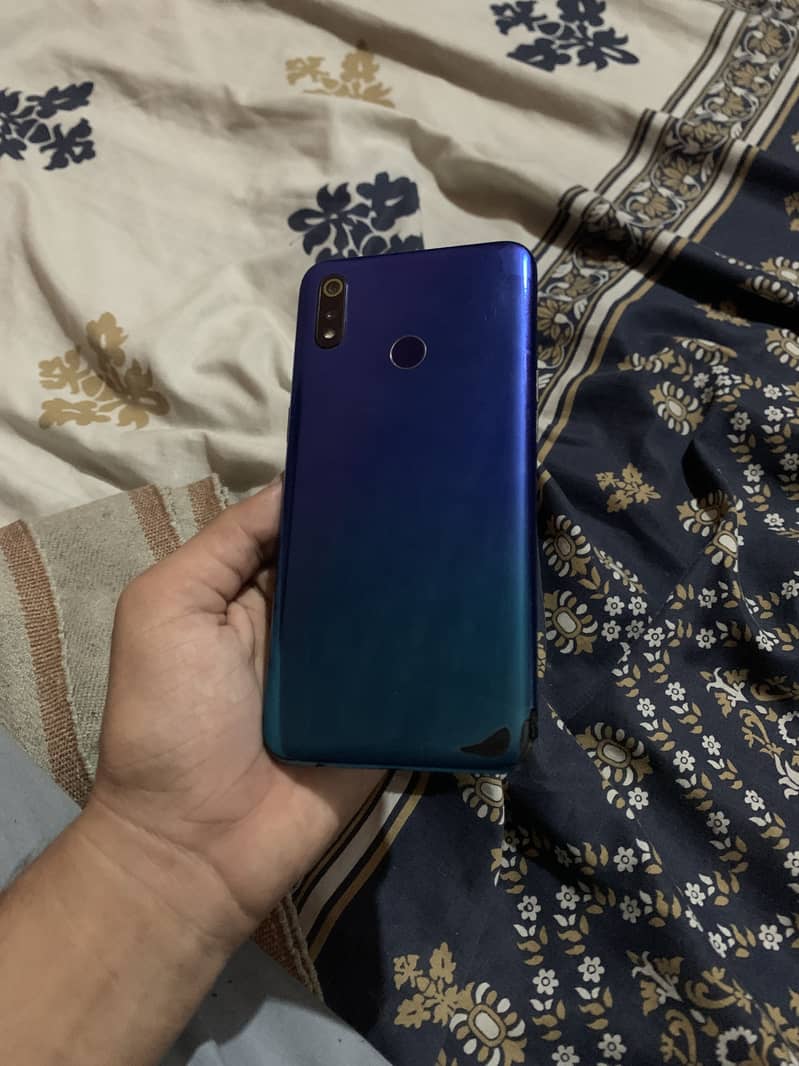 Realme 3 1