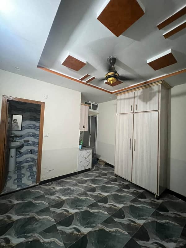 Studio flat for rent 3