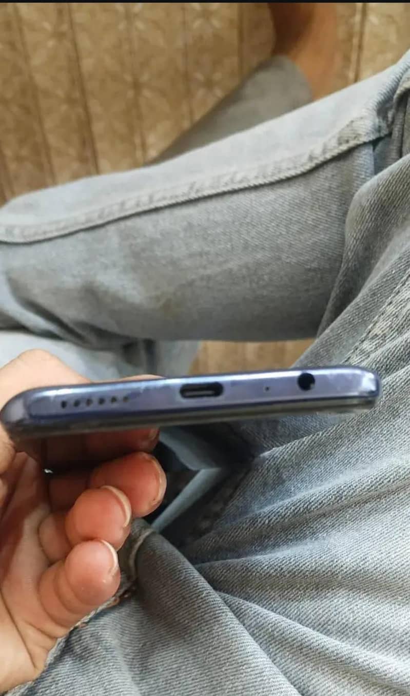 Infinix Note 10 Pro 8/128 3