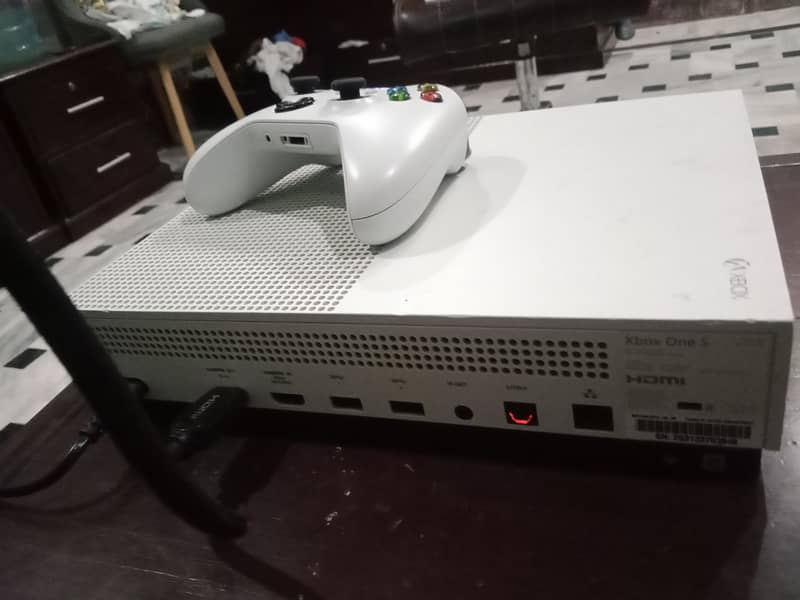 xbox one s 4