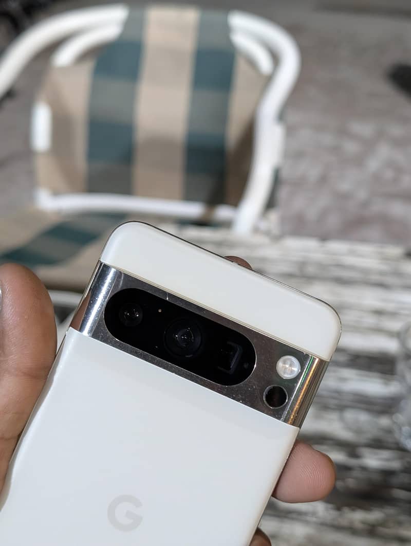 Google Pixel 8 Pro 4