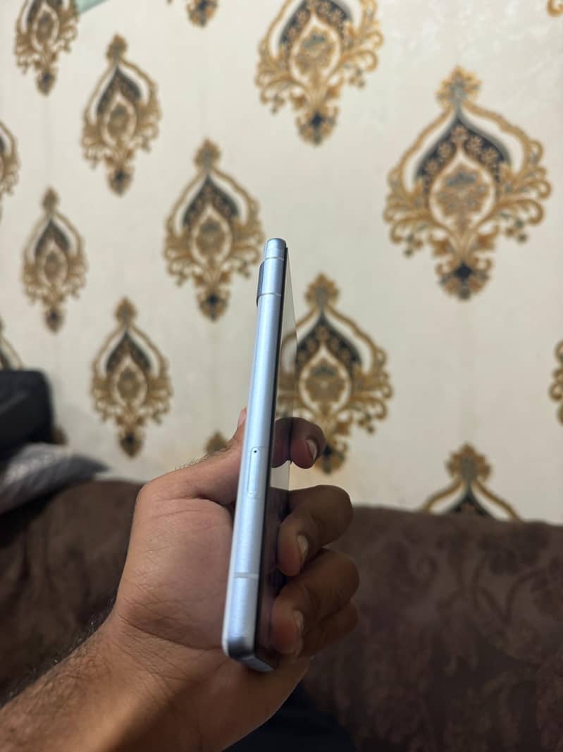 Google Pixel 7a 3