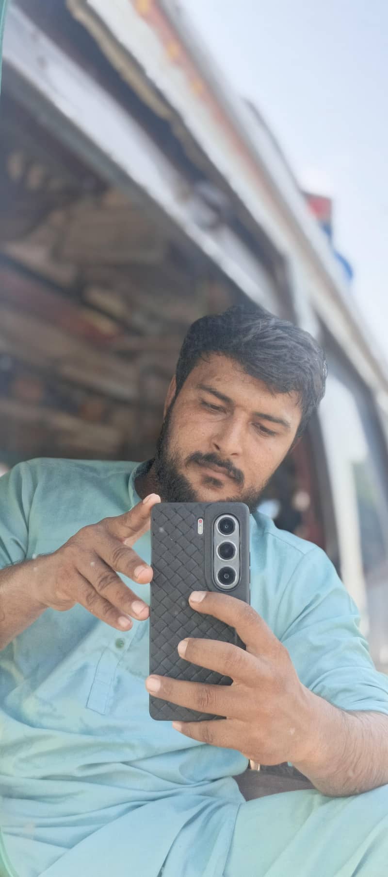 Tecno CAMON 40 Pro 0