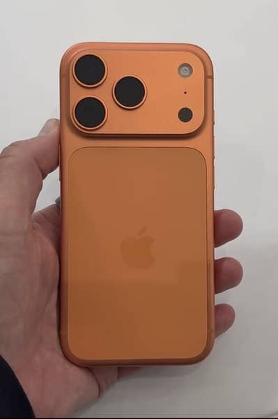 iPhone 17 Pro (512 GB) - Orange Color