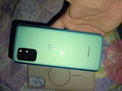 One Plus 8T 12/256