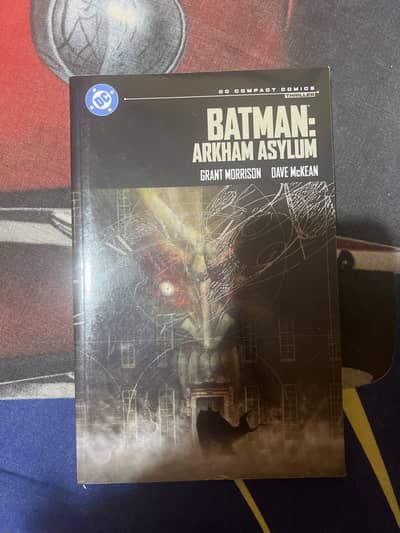 batman arkham asylum dc compact comic