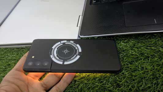 Samsung Mobile S21 Ultra - 8GB Ram 128GB | 120 FPS gaming + Camera pho