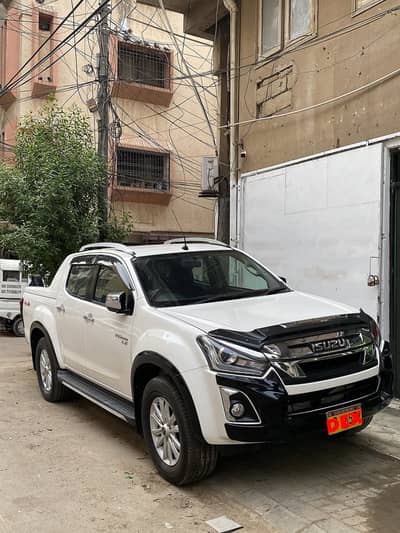 Isuzu D-Max V-Cross 2022