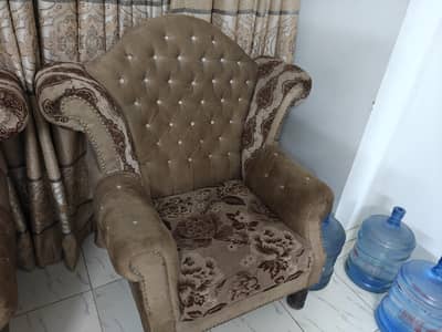 Luxury Chesterfield Style Sofa Set (7-Seater) – 3+2+1+1 — Rs. 55,000