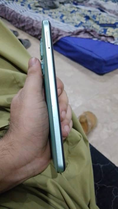 Infinix hot 50i 6 128
