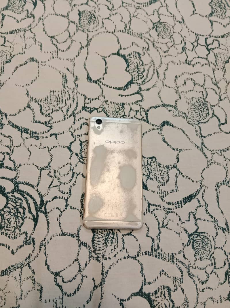 OPPO A35 2