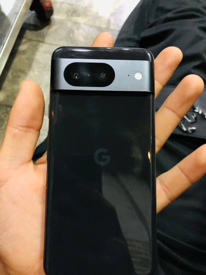 Google Pixel 8 7