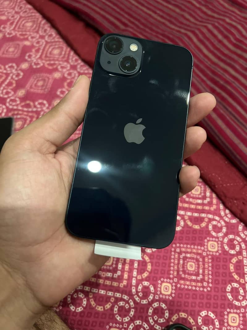 Apple iPhone 13 3