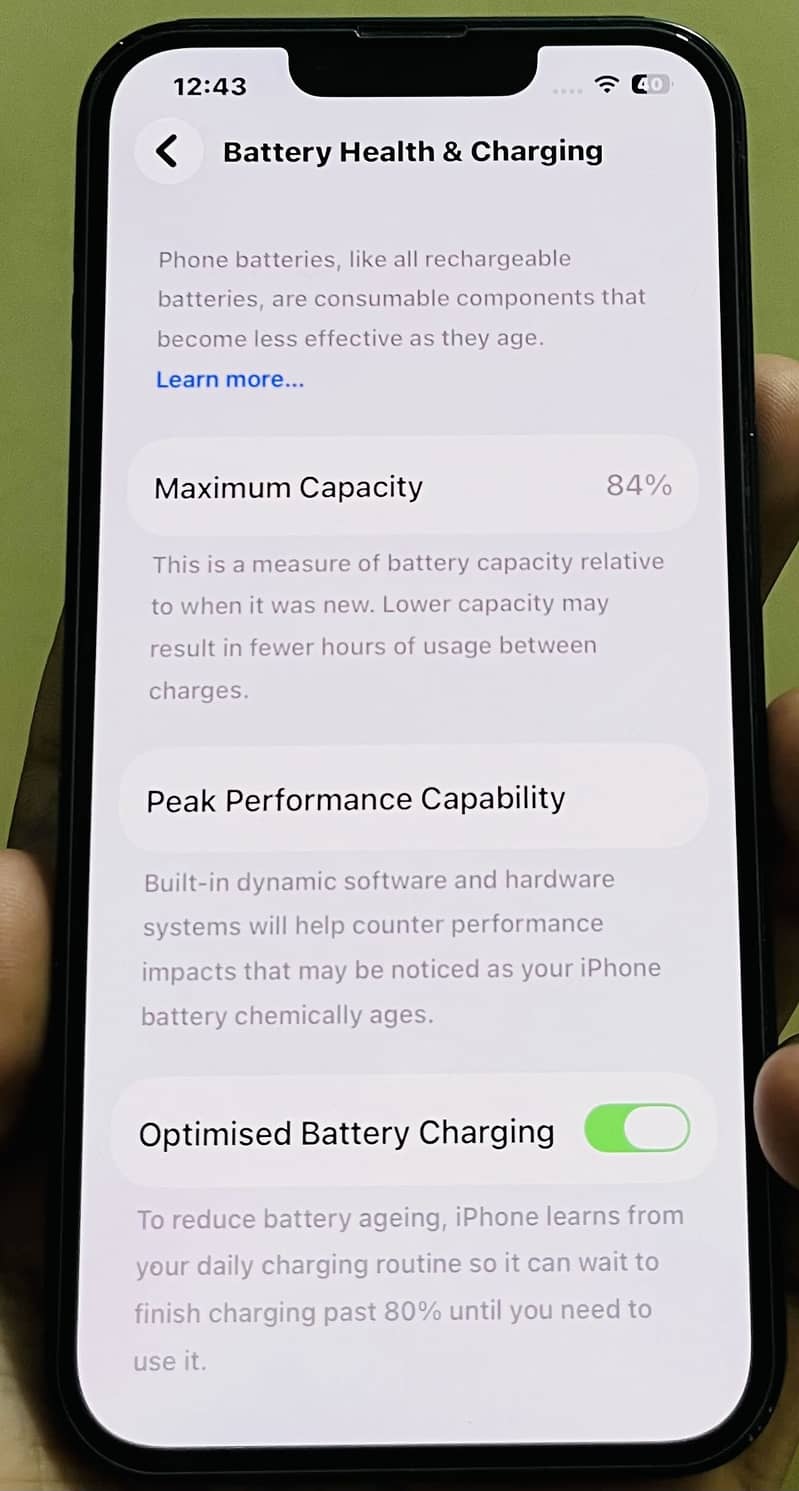 Apple iPhone 13 3