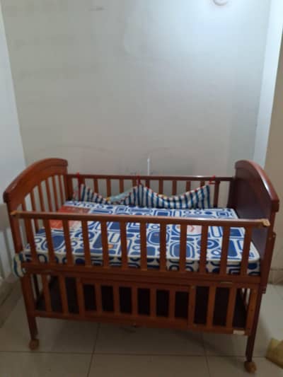 Move Out Sale !! Original Tinnies cot with molty mattress