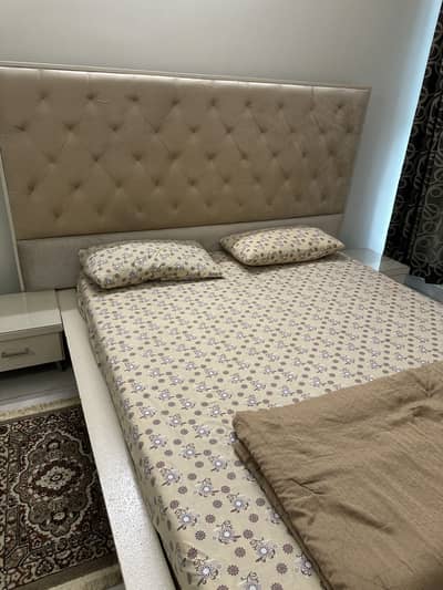 Bed with mattress  n 2 side tables