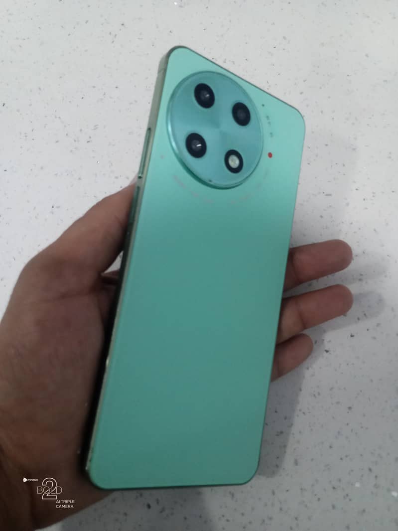Tecno CAMON 30S Pro 5