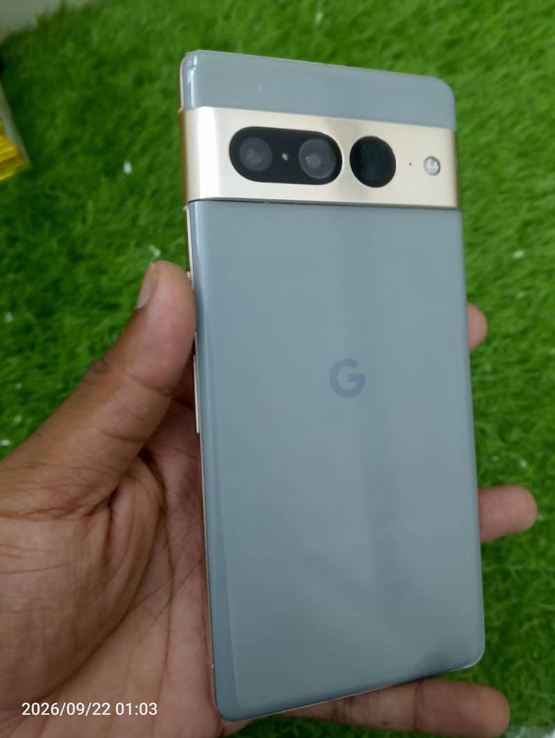 Google Pixel 7 Pro 0