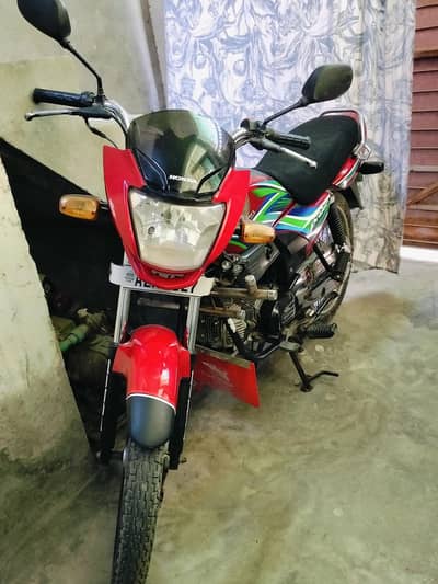 ( Honda Pridor)