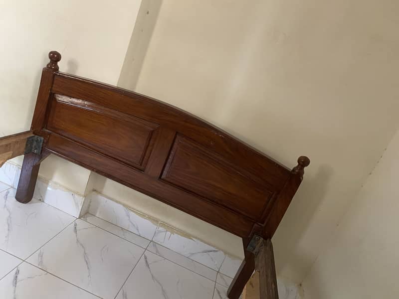 Single bed 2