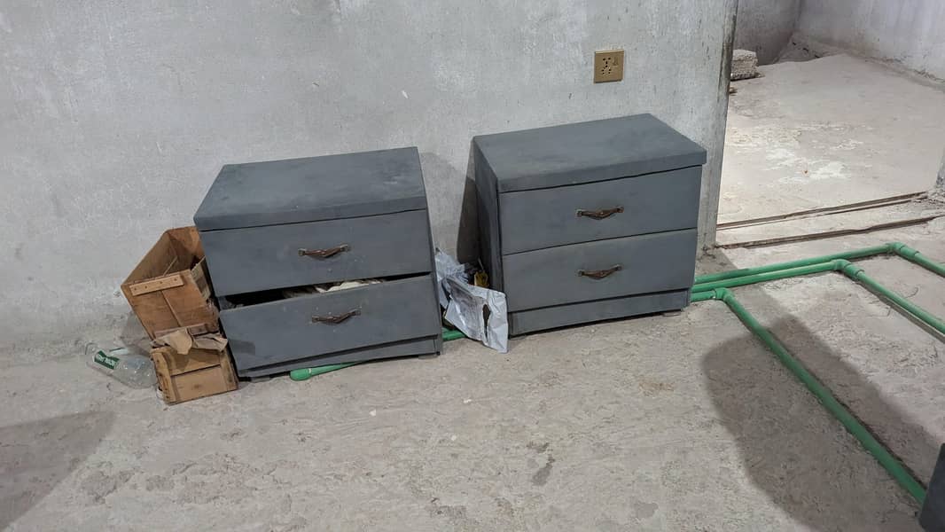 complete bed set  in excellent condition 2